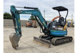 Мини-экскаватор KUBOTA U-30-6